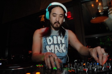 Steve Aoki & Headhunterz - The Power Of Now Steve Aoki & Headhunterz - The Power Of Now