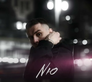 NЮ - АУ NЮ - АУ