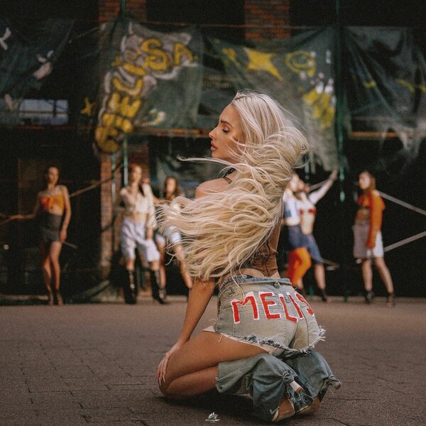 Melisa - Худи
